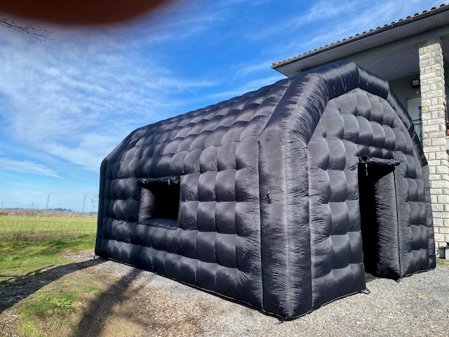 Tente gonflable pour fête